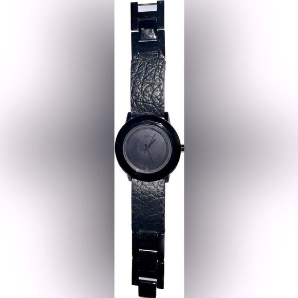 XS Jet Black Nixon Women's Daringly Edgy Bobbi Watch - Picture 1 of 8
